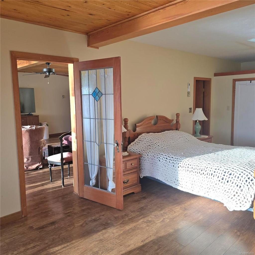 220 1St St, Sointula, BC