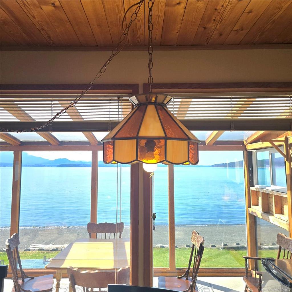 220 1St St, Sointula, BC