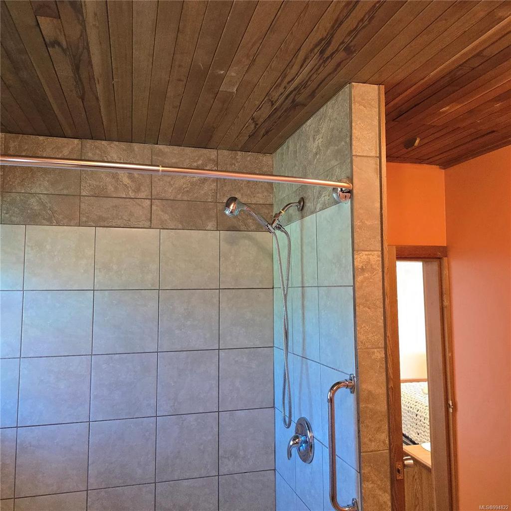 220 1St St, Sointula, BC