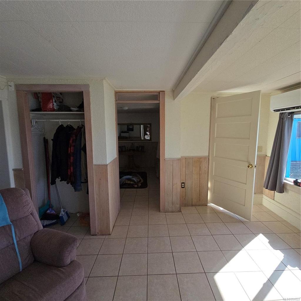 220 1St St, Sointula, BC