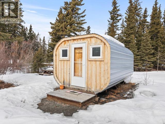 103084 Alaska Highway, Haines Junction, YT - Outdoor