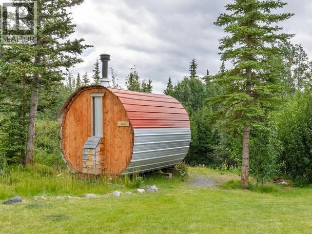 103084 Alaska Highway, Haines Junction, YT - Outdoor