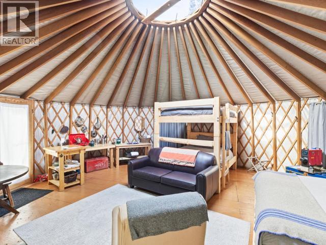 103084 Alaska Highway, Haines Junction, YT