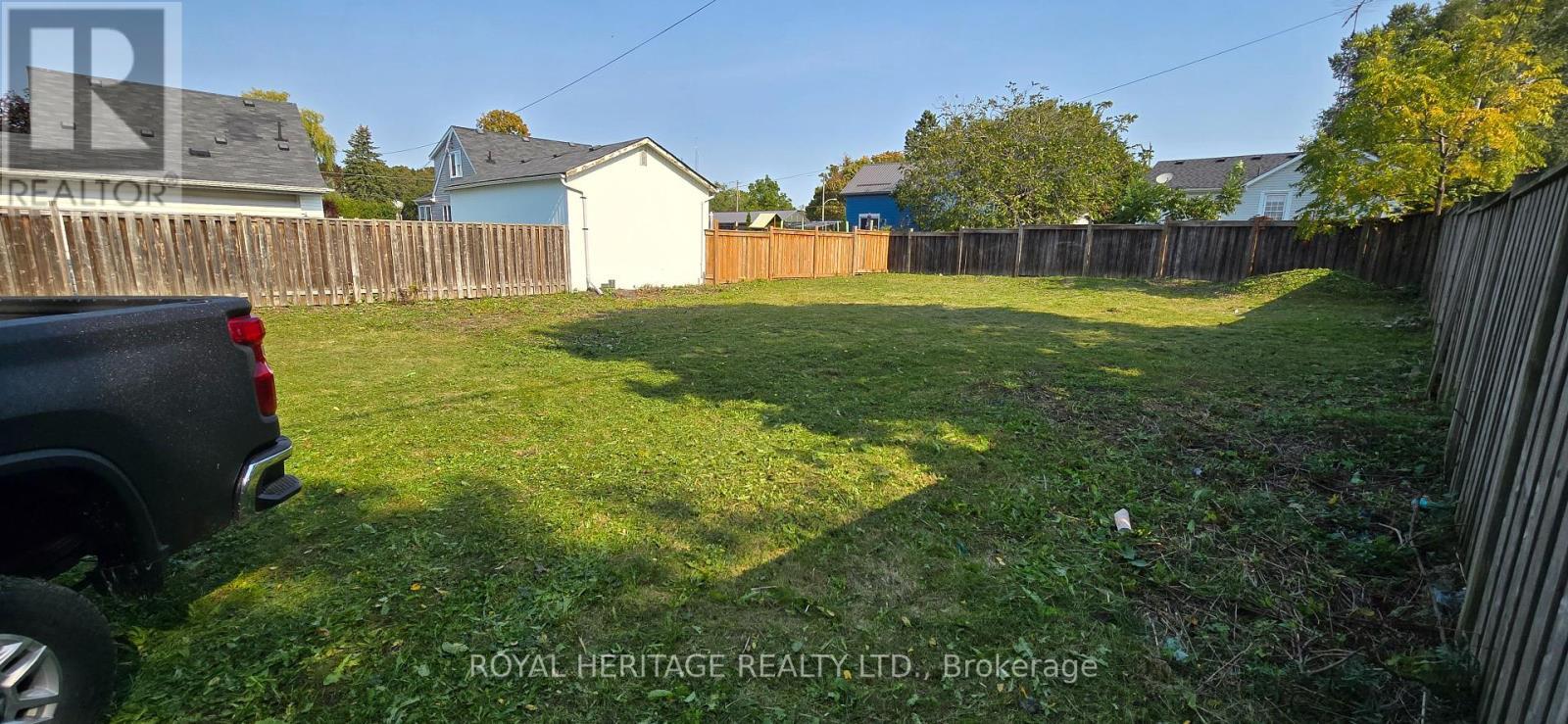 1-3 Yeovil Lane, Port Hope, ON