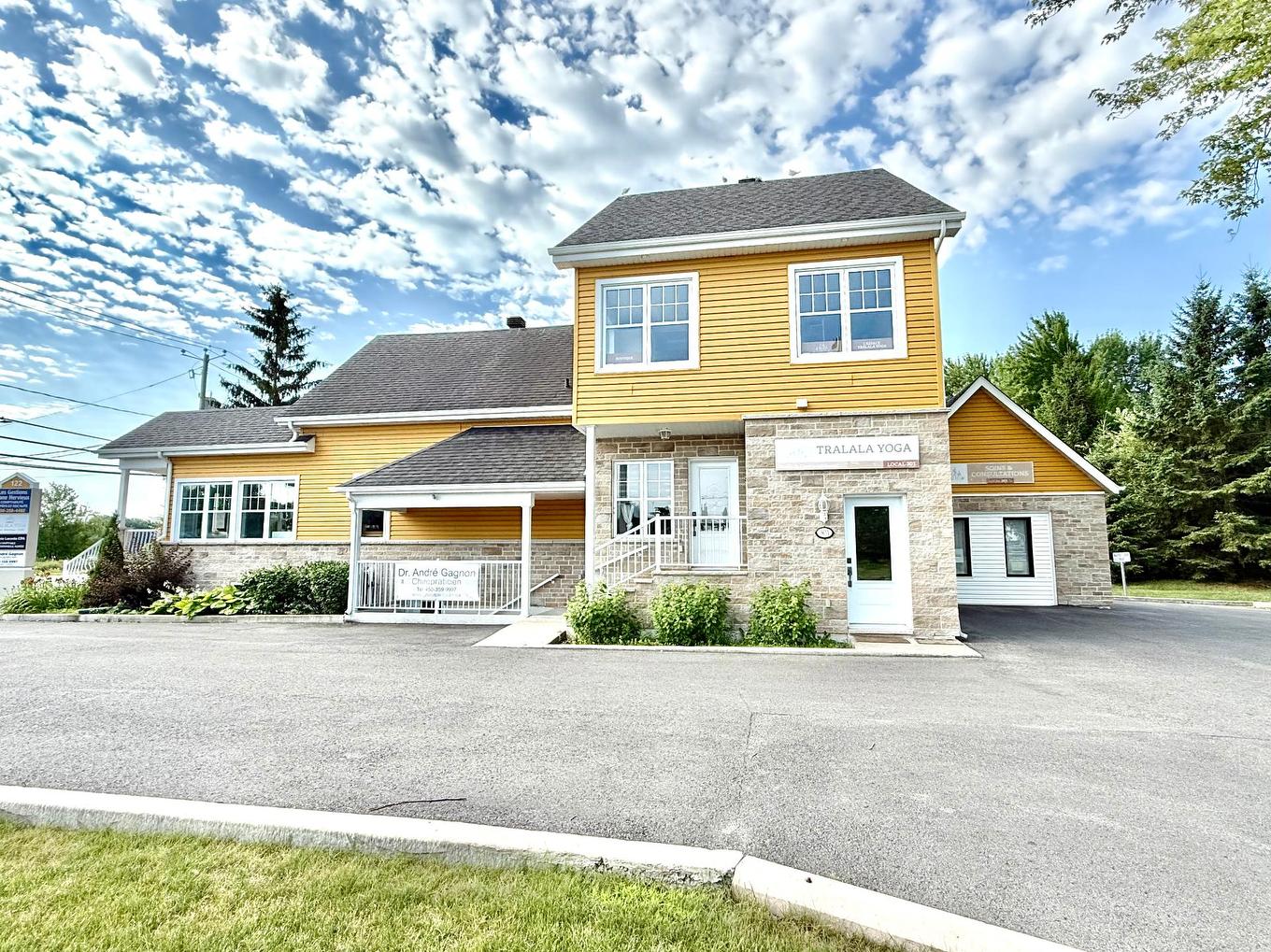 Frontage - 122 Rue Jean-Talon, Saint-Jean-Sur-Richelieu, QC - Outdoor With Facade