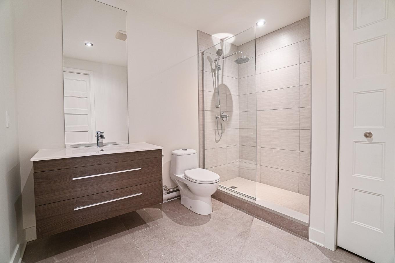 Salle de bains - Ph402-373 Rue Des Seigneurs, Montréal (Le Sud-Ouest), QC - Indoor Photo Showing Bathroom