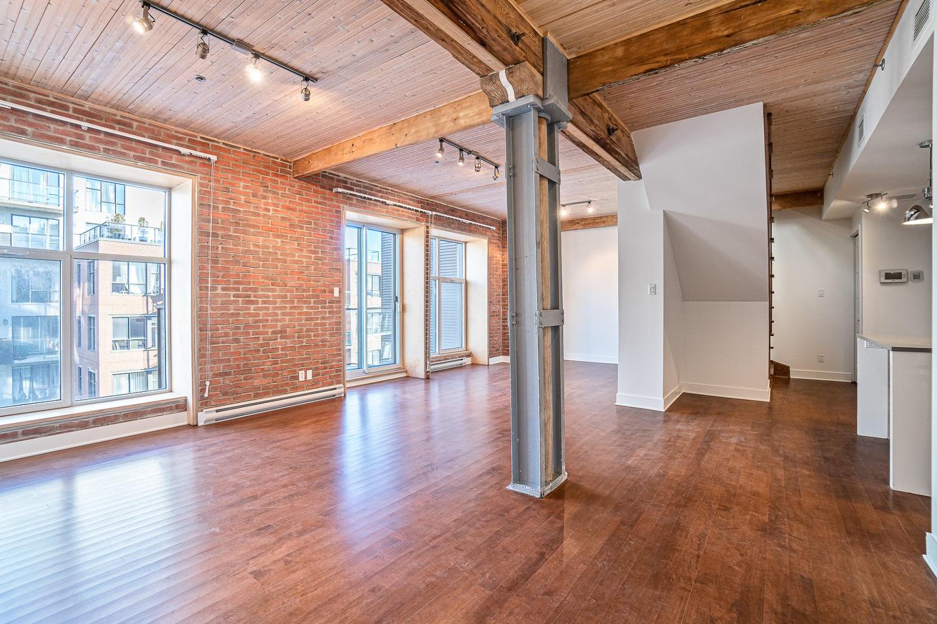 Salon - Ph402-373 Rue Des Seigneurs, Montréal (Le Sud-Ouest), QC - Indoor Photo Showing Other Room