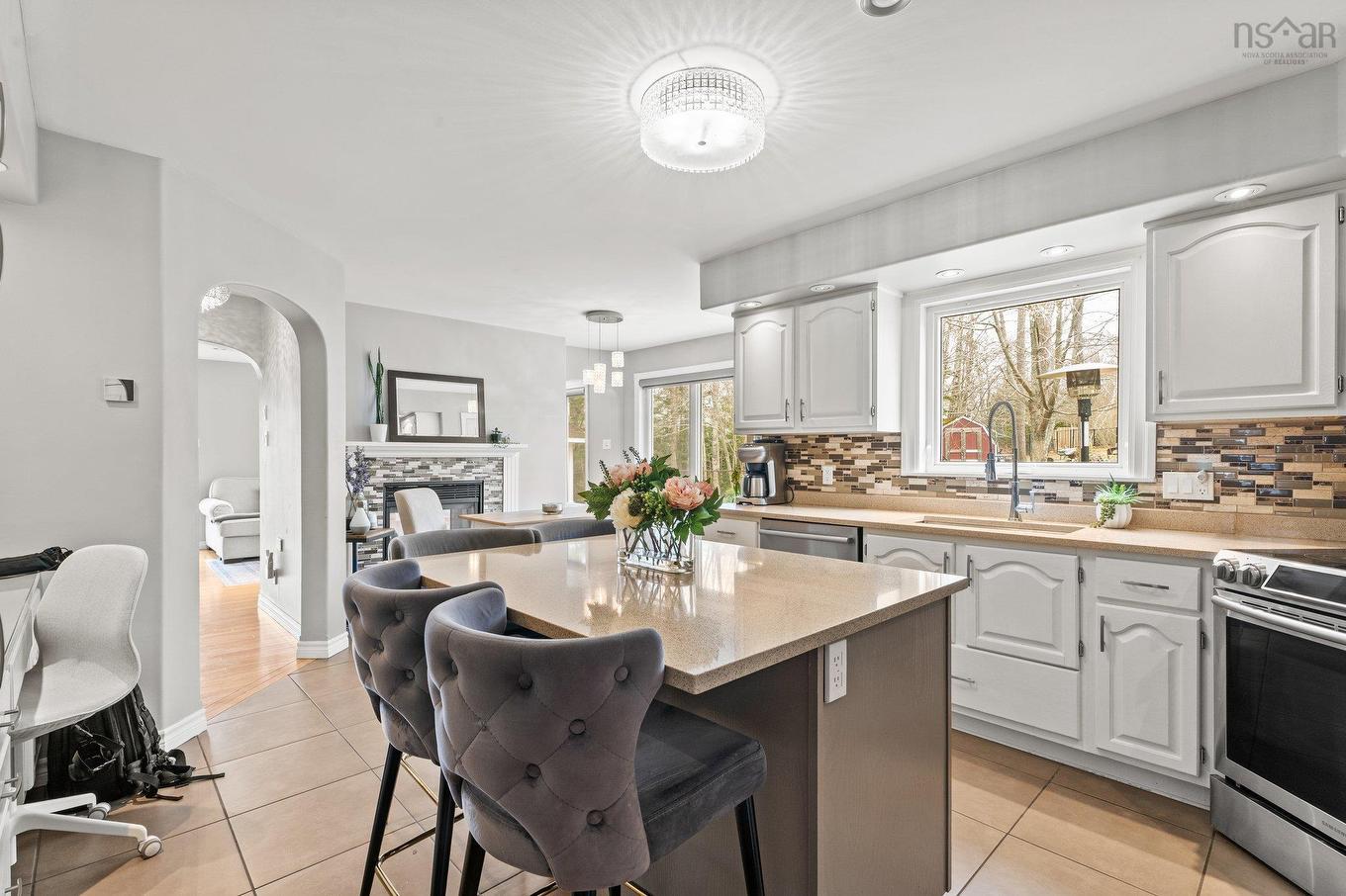 17 Pineview Crescent, Stellarton, NS