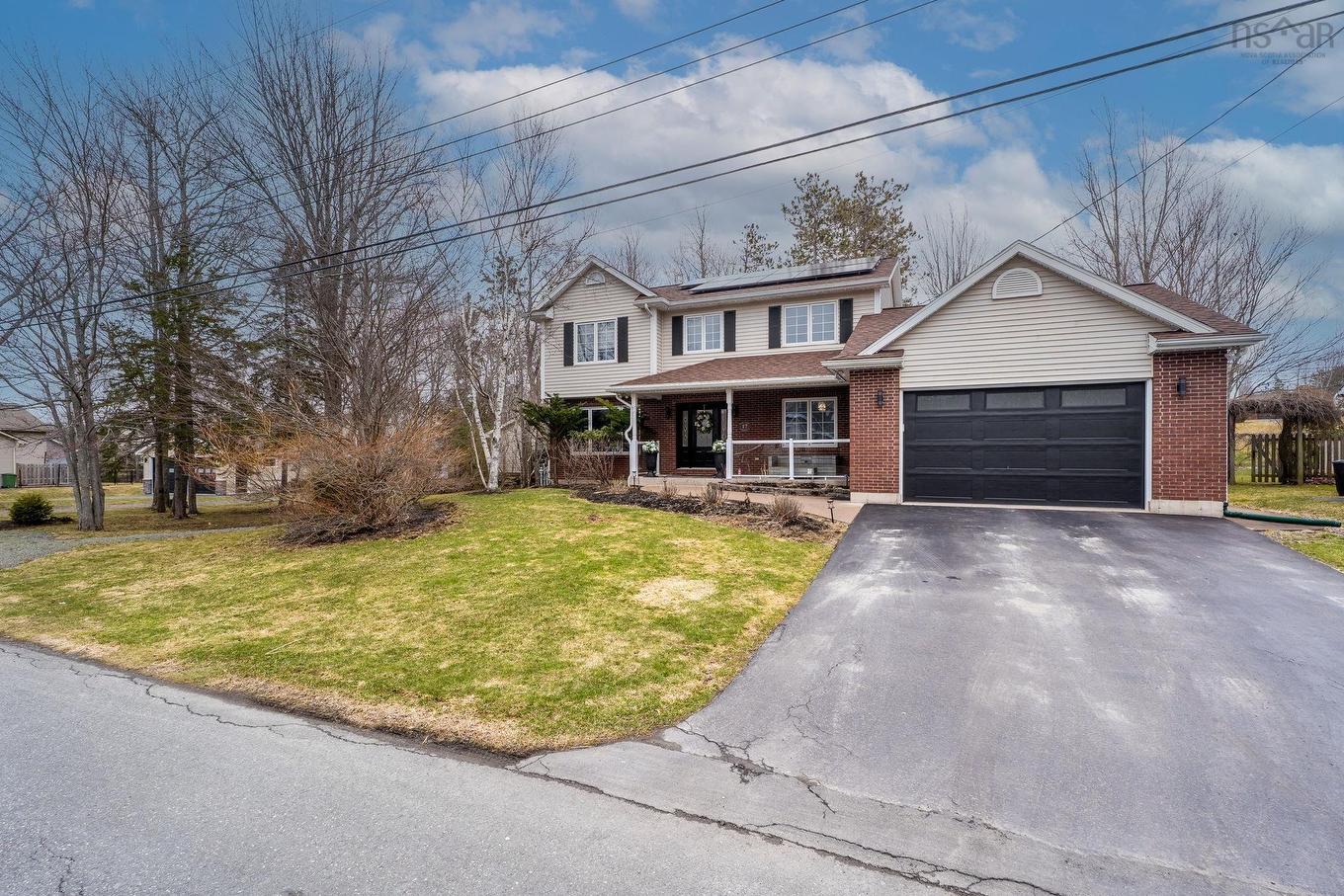 17 Pineview Crescent, Stellarton, NS