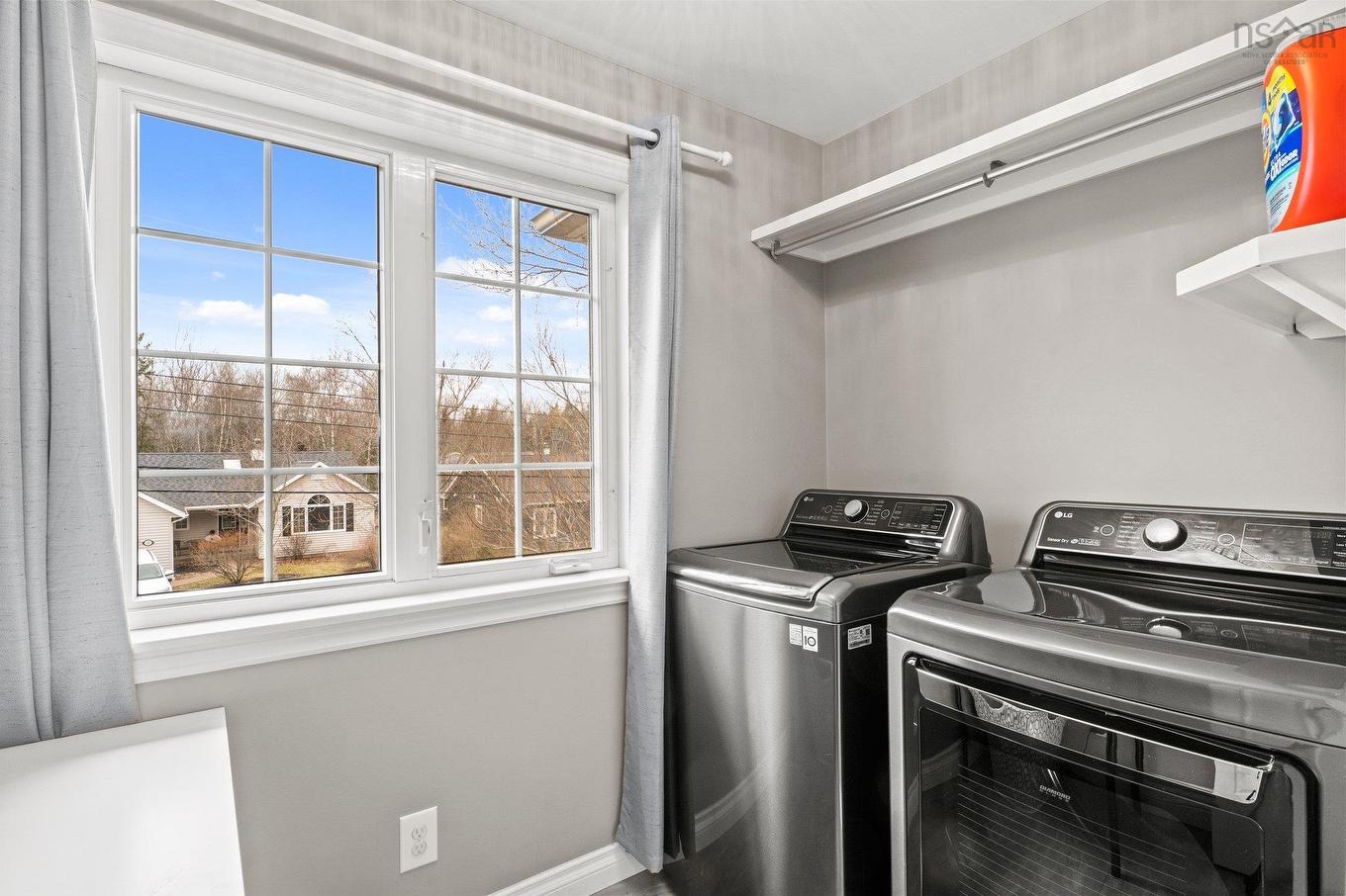 17 Pineview Crescent, Stellarton, NS