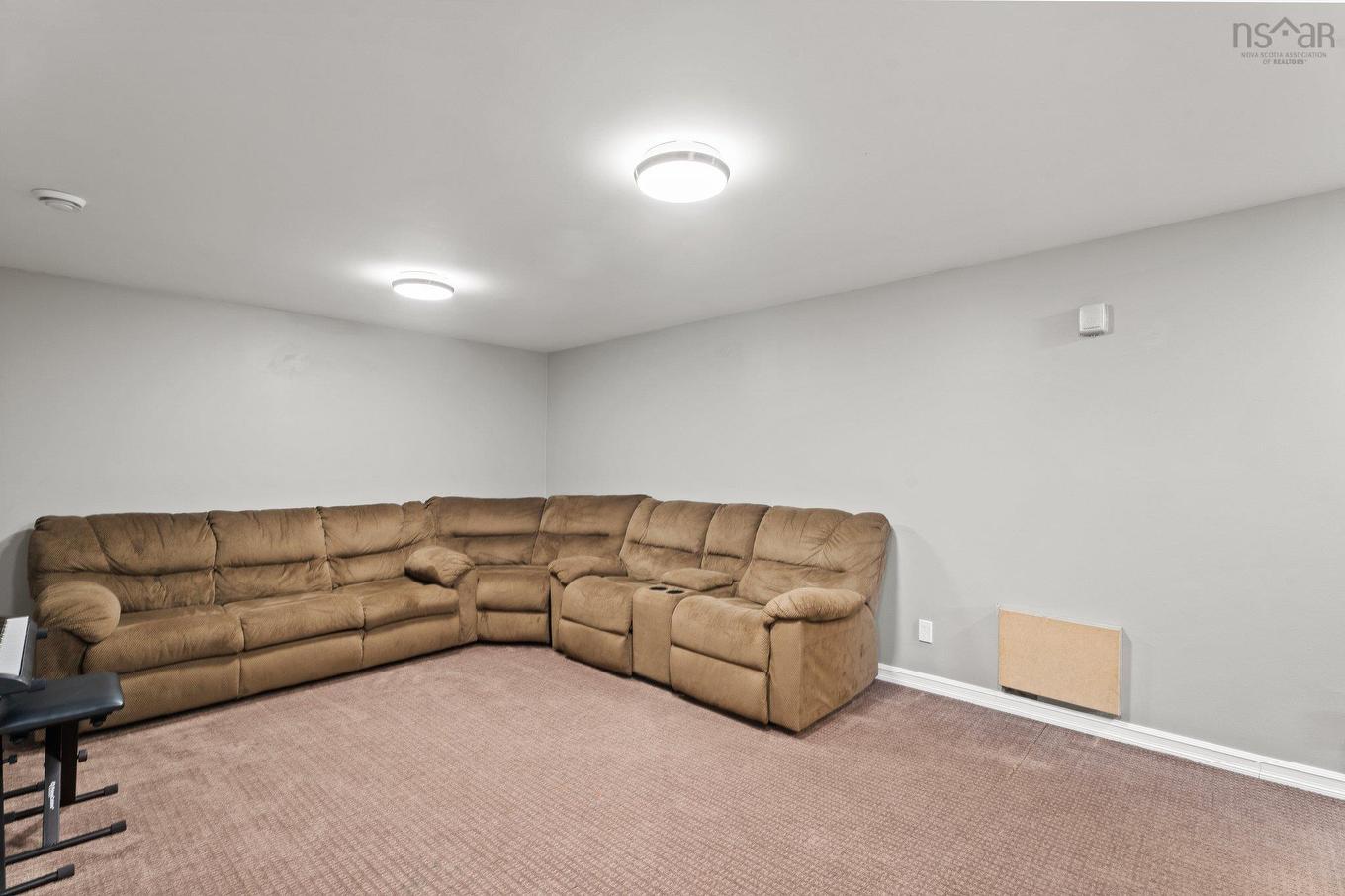 17 Pineview Crescent, Stellarton, NS