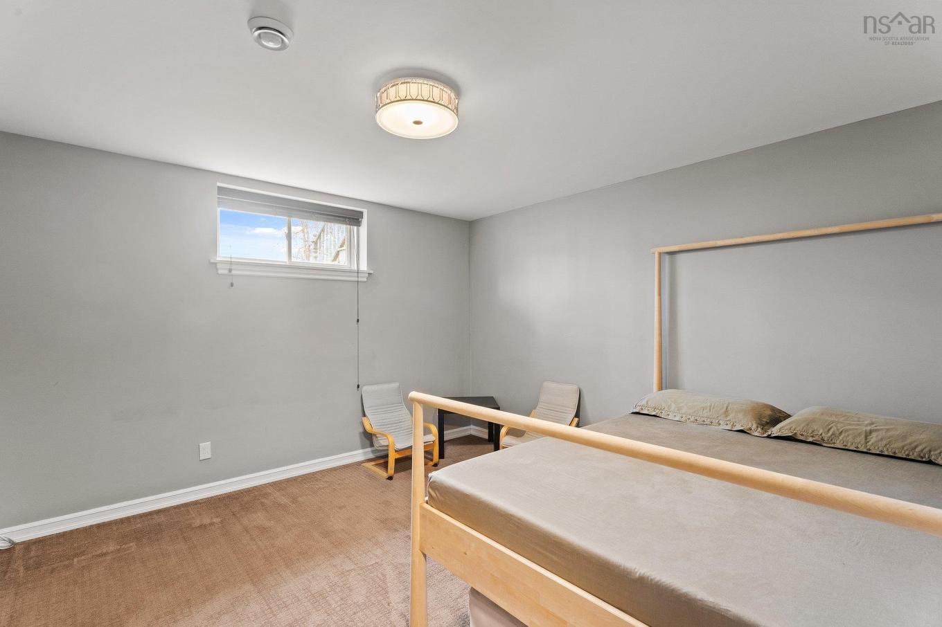 17 Pineview Crescent, Stellarton, NS