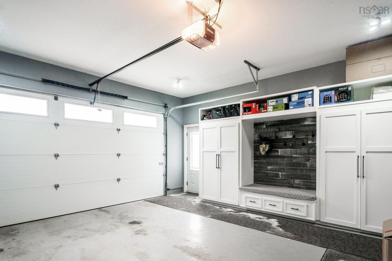 17 Pineview Crescent, Stellarton, NS