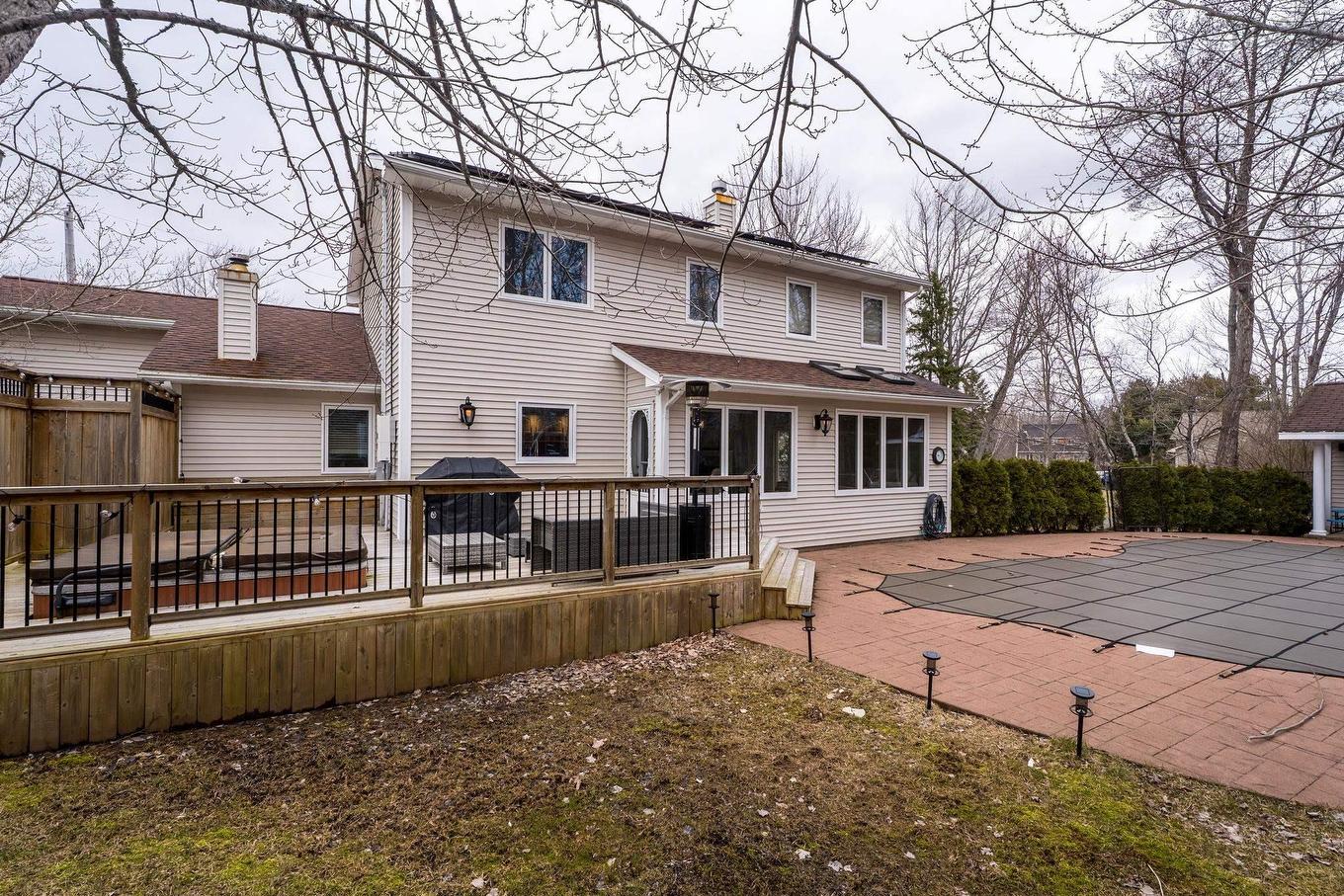 17 Pineview Crescent, Stellarton, NS