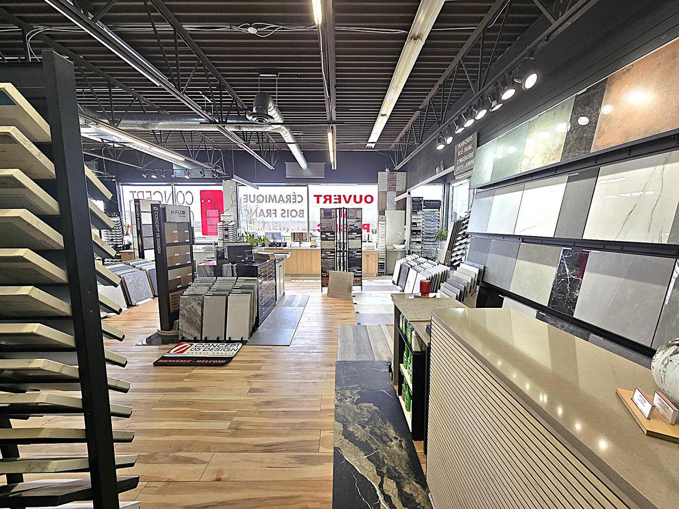 Commerce - 4973 - 4975 Boul. Des Laurentides, Laval (Auteuil), QC - Indoor Photo Showing Other Room