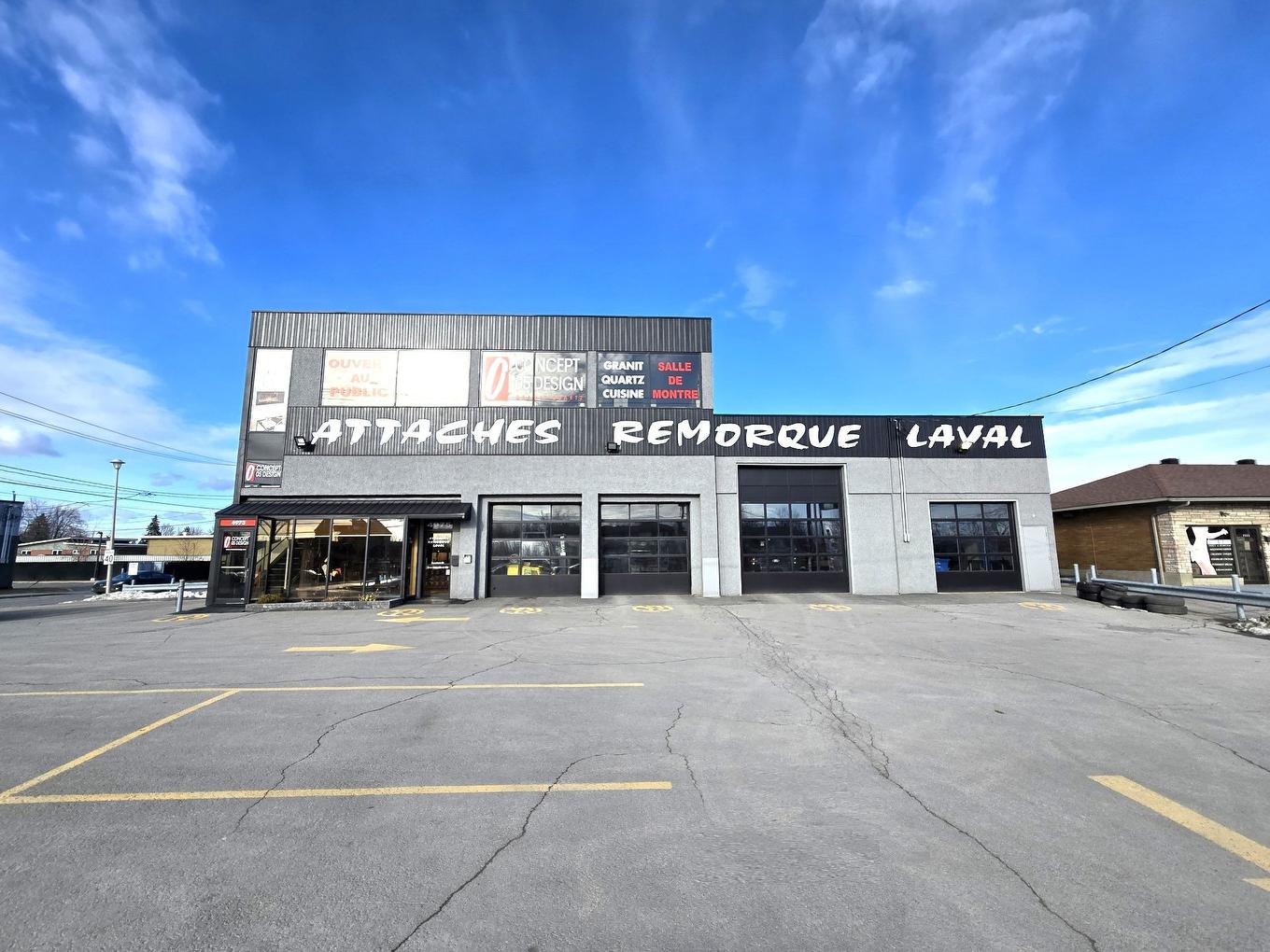 Façade - 4973 - 4975 Boul. Des Laurentides, Laval (Auteuil), QC - Outdoor