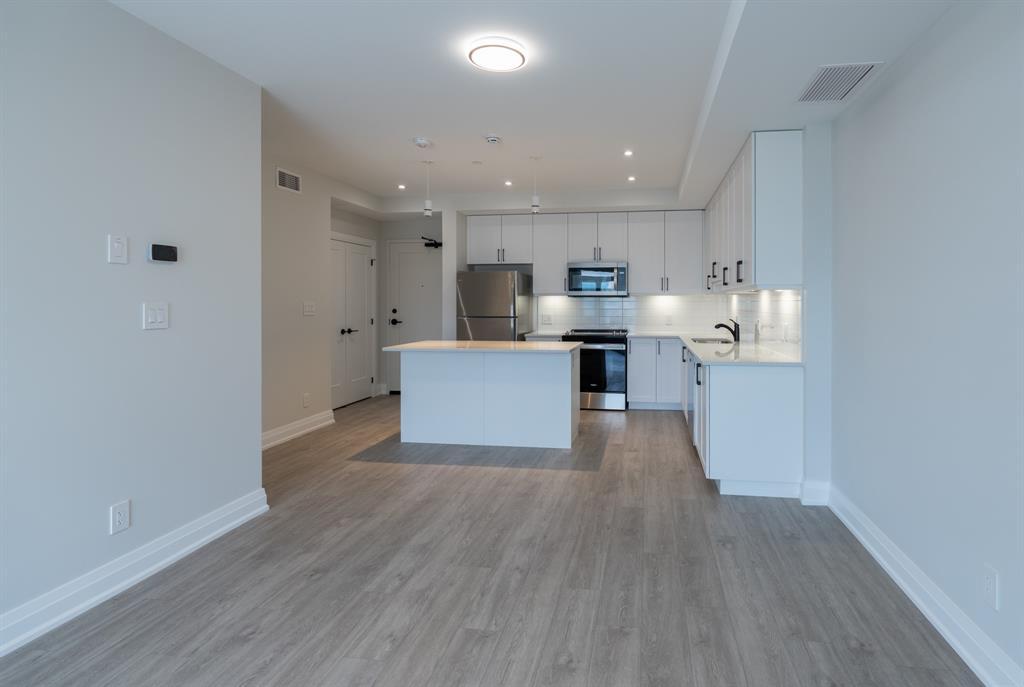 508-1540 Venetian Boulevard, Point Edward, ON