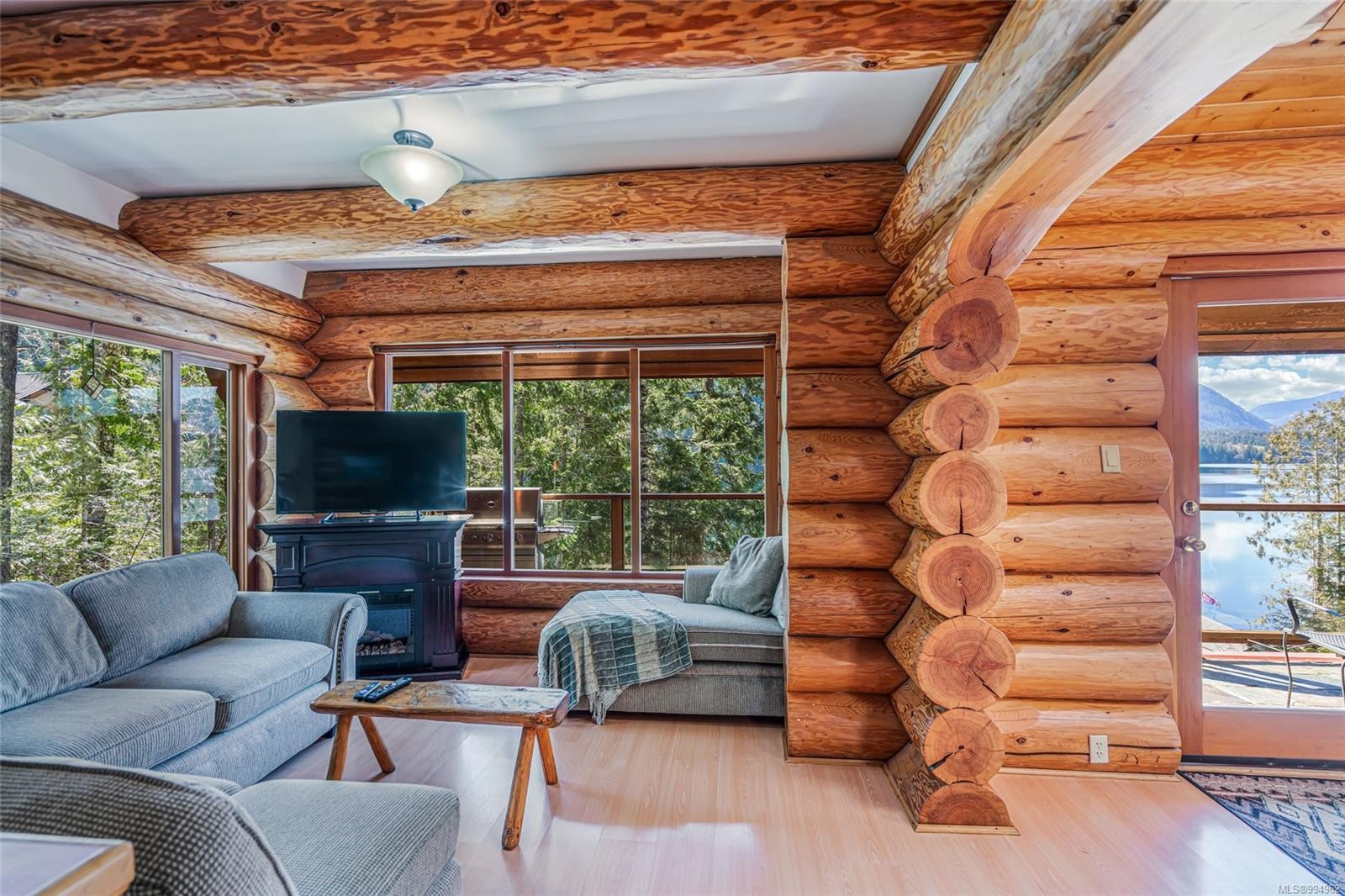 8412 Bloedel Dr, Port Alberni, BC