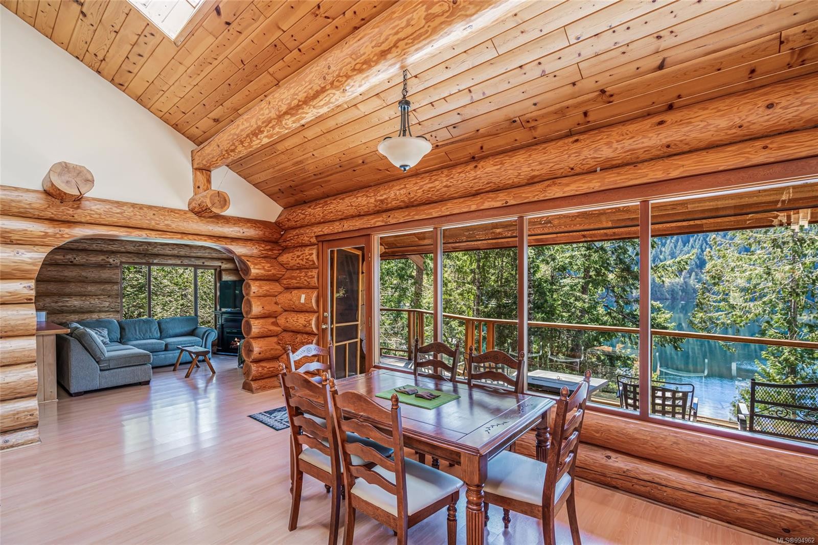 8412 Bloedel Dr, Port Alberni, BC