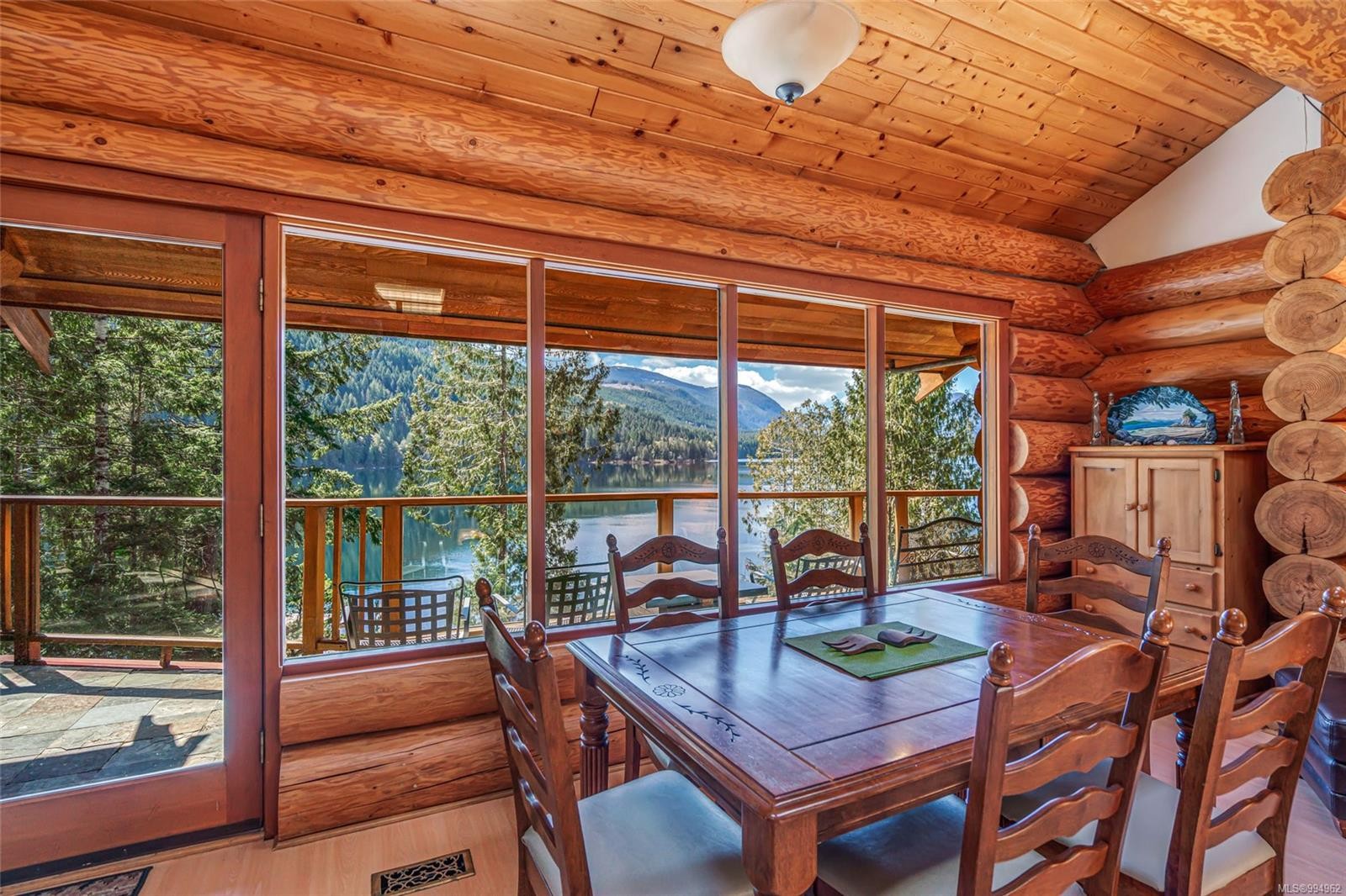 8412 Bloedel Dr, Port Alberni, BC