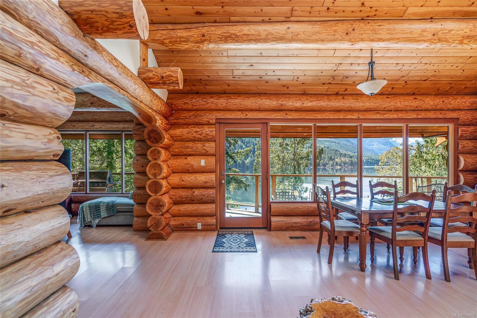 8412 Bloedel Dr, Port Alberni, BC