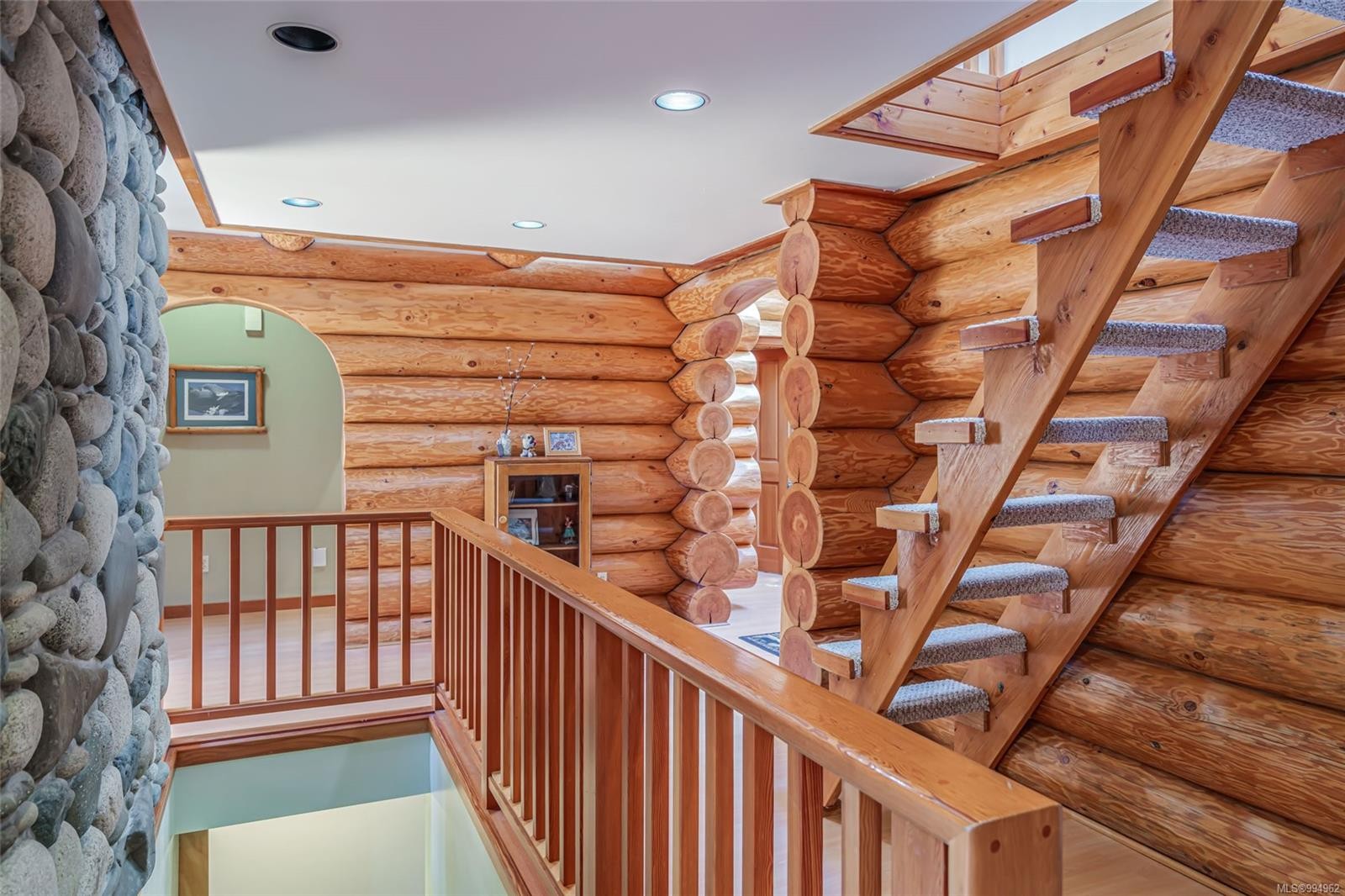 8412 Bloedel Dr, Port Alberni, BC