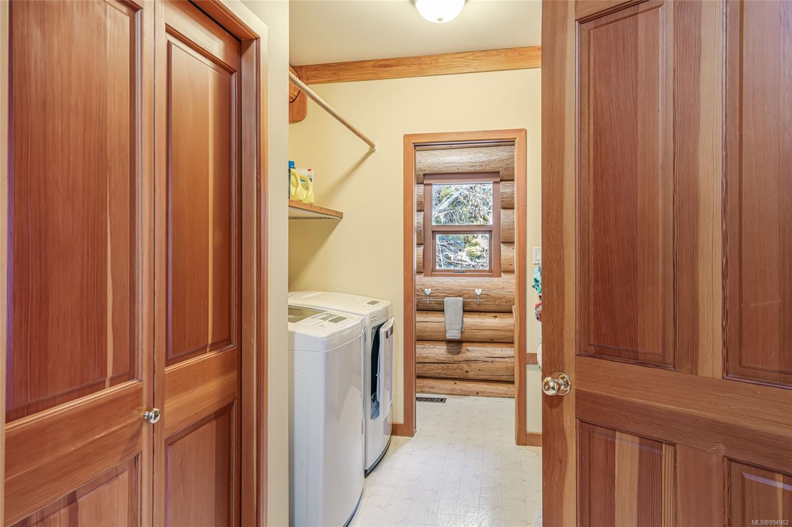 8412 Bloedel Dr, Port Alberni, BC