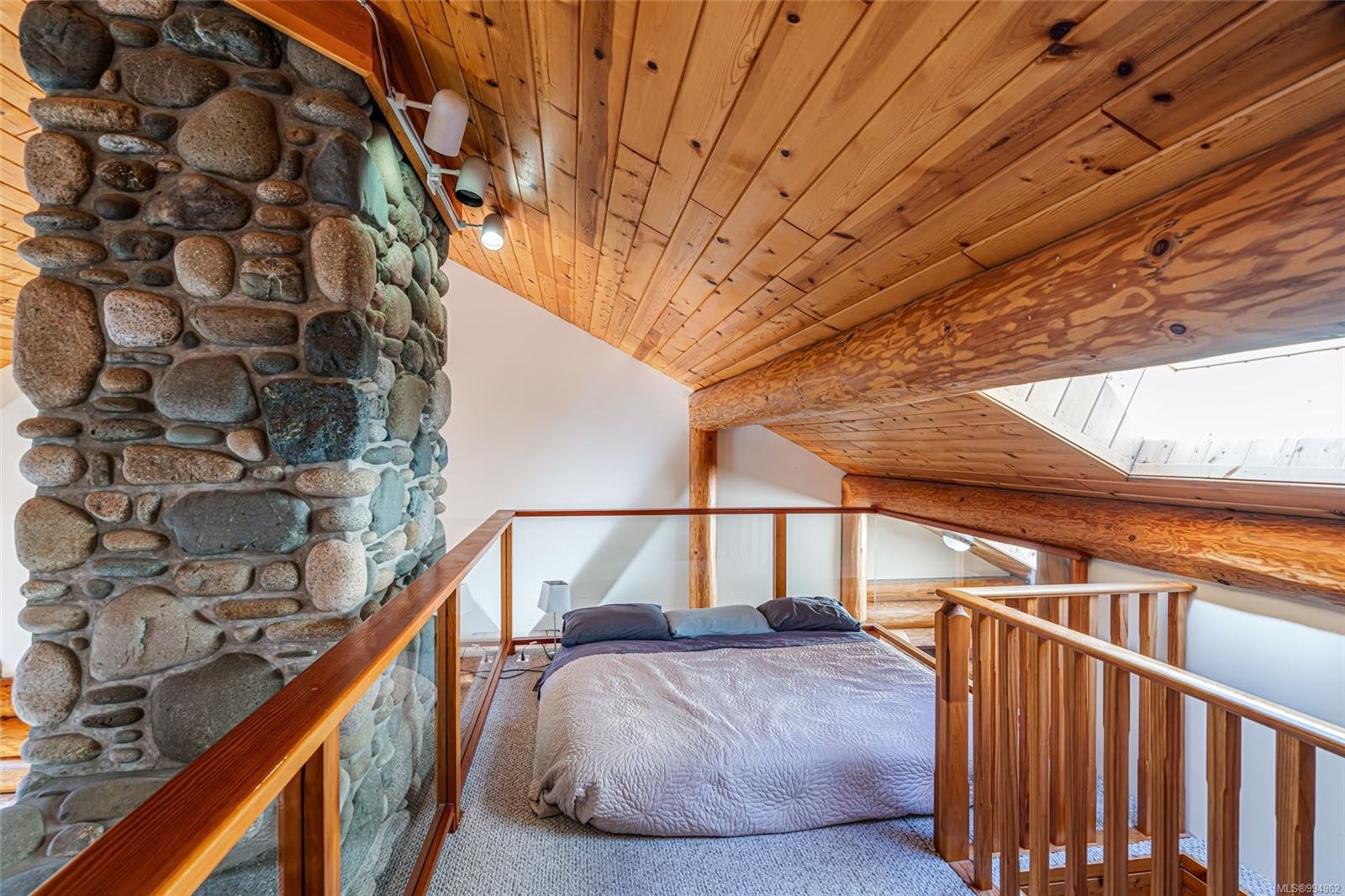 8412 Bloedel Dr, Port Alberni, BC