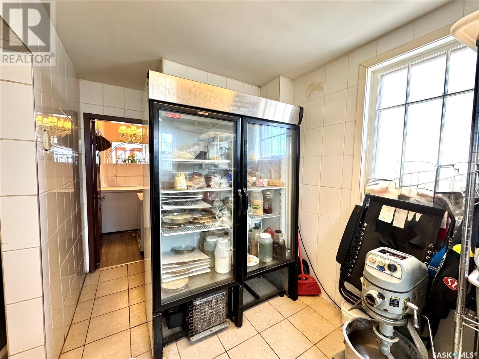 2416 14Th Avenue, Regina, SK