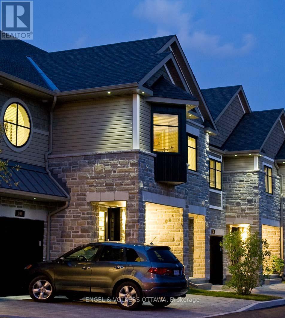 109 Montauk, Ottawa, ON - Outdoor