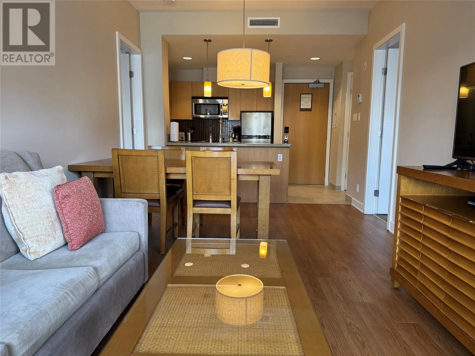 15 Park Place Unit# 212, Osoyoos, BC - Indoor