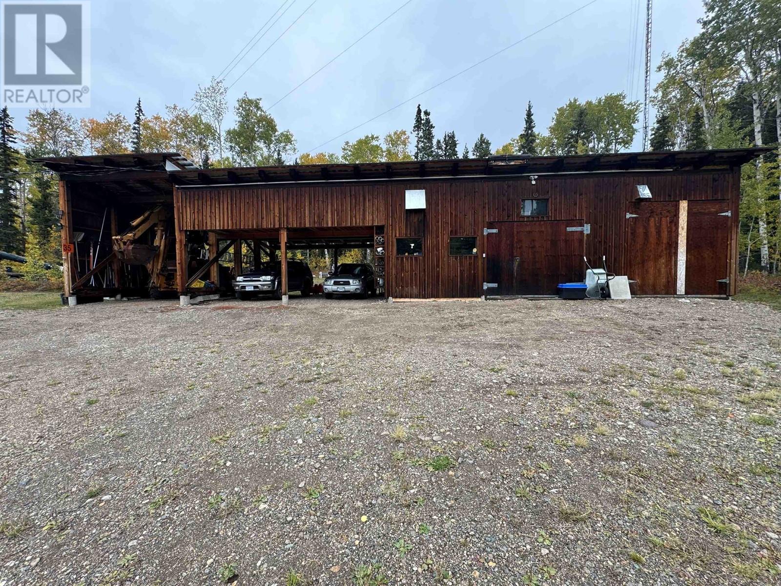 2500 500 Road, Vanderhoof, BC - Outdoor