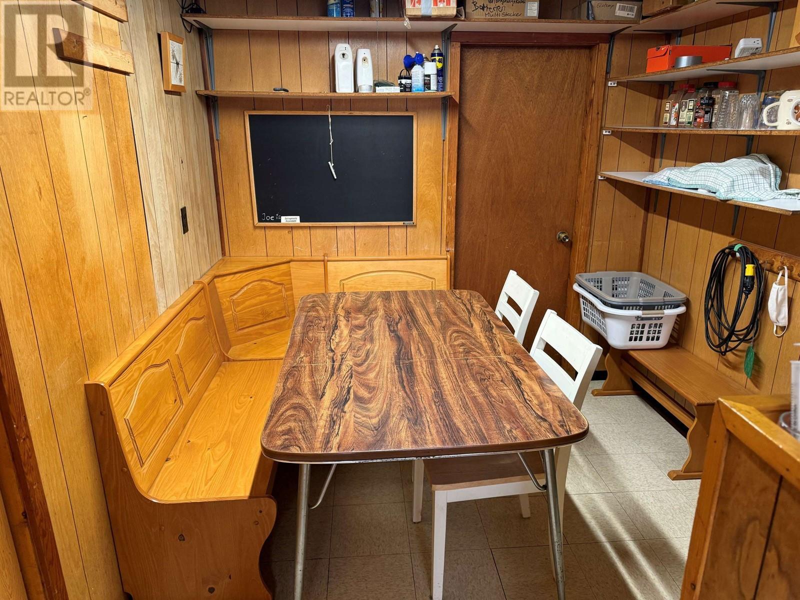 2500 500 Road, Vanderhoof, BC - Indoor