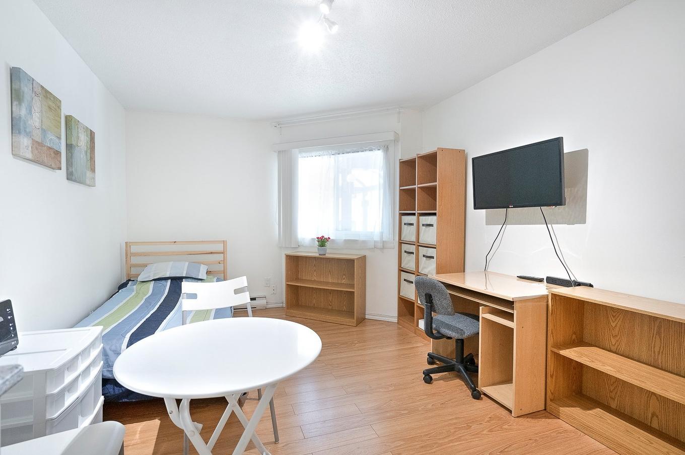 Bureau - 103-3480 Rue Simpson, Montréal (Ville-Marie), QC