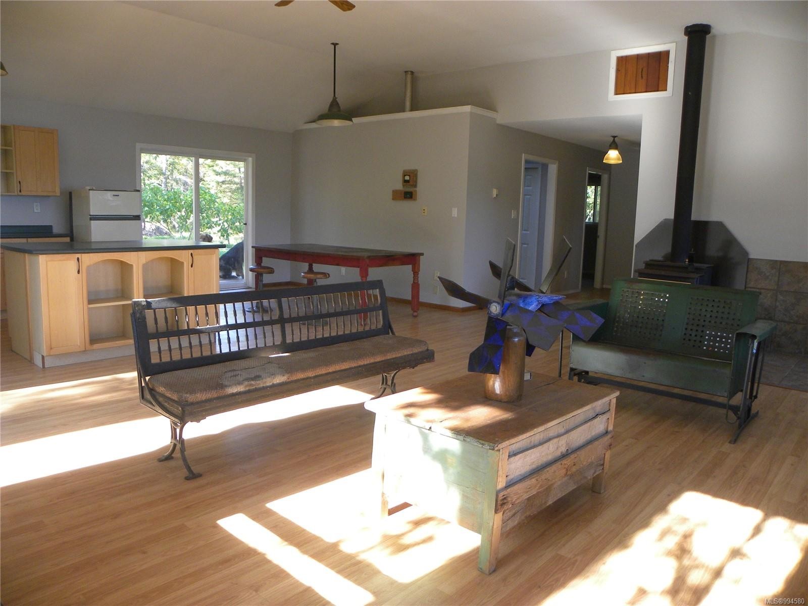 2 Spring Bay Rd, Lasqueti Island, BC