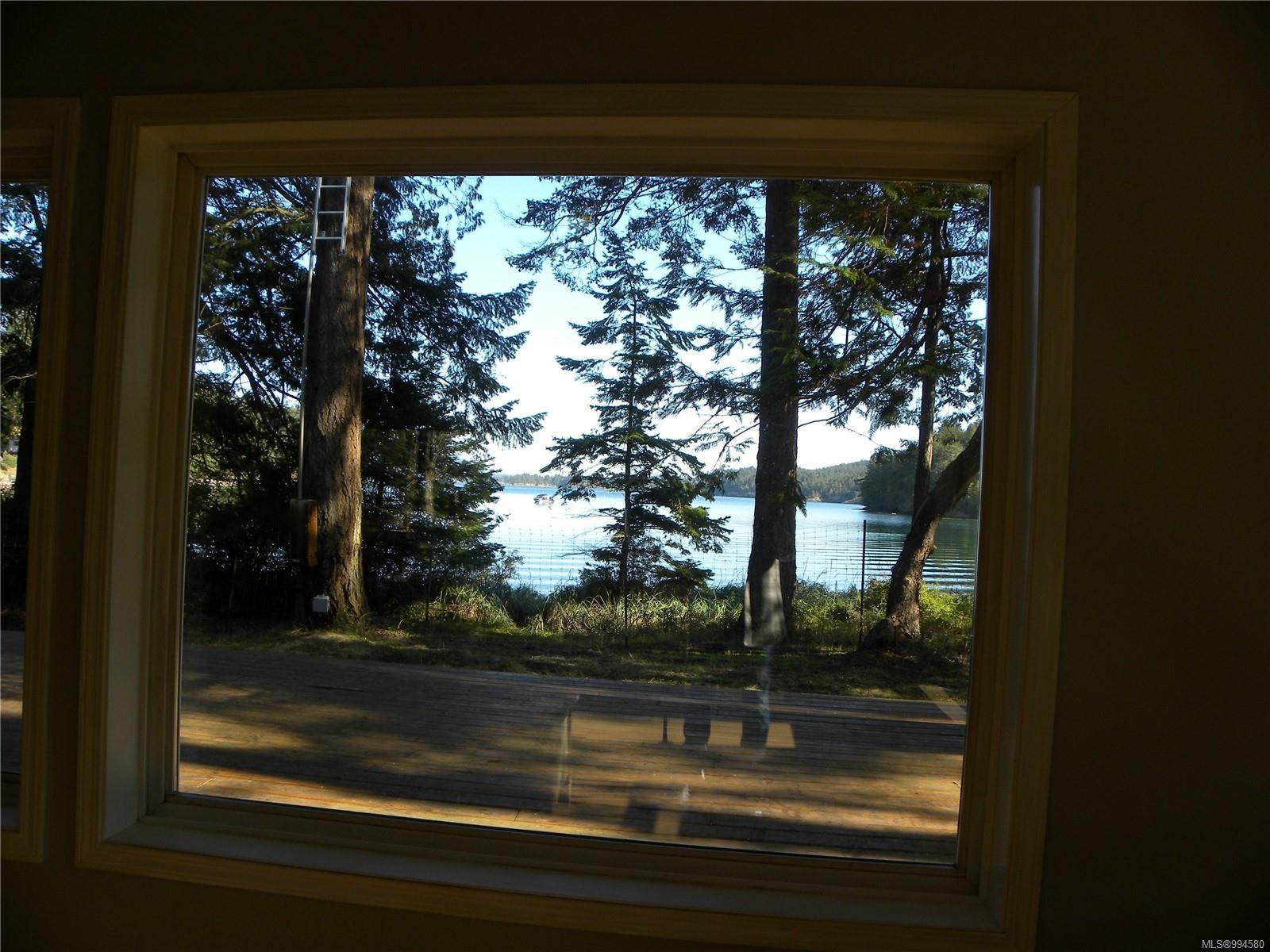 2 Spring Bay Rd, Lasqueti Island, BC