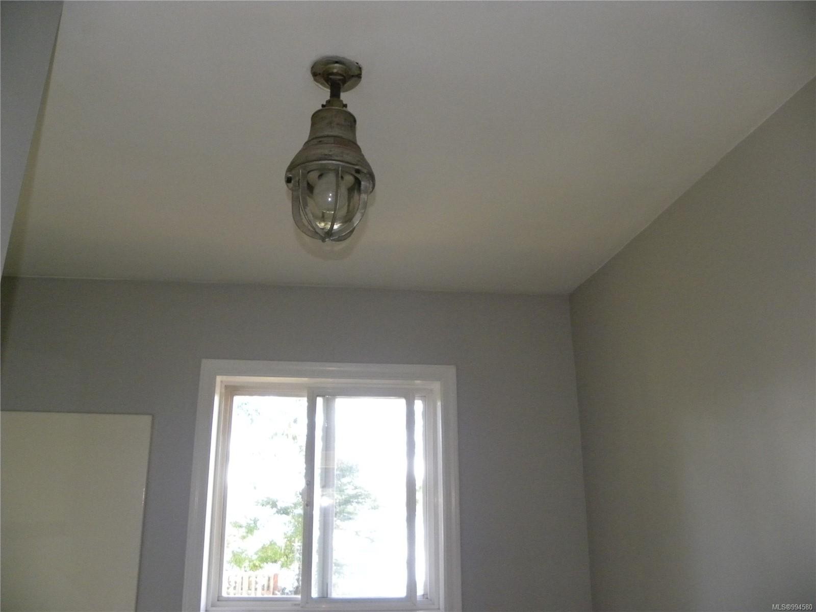 2 Spring Bay Rd, Lasqueti Island, BC