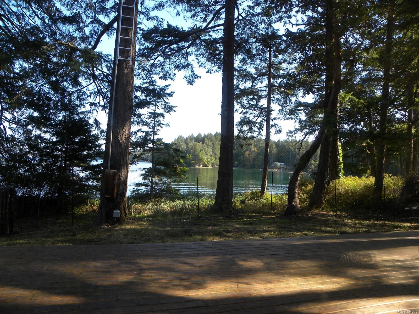 2 Spring Bay Rd, Lasqueti Island, BC