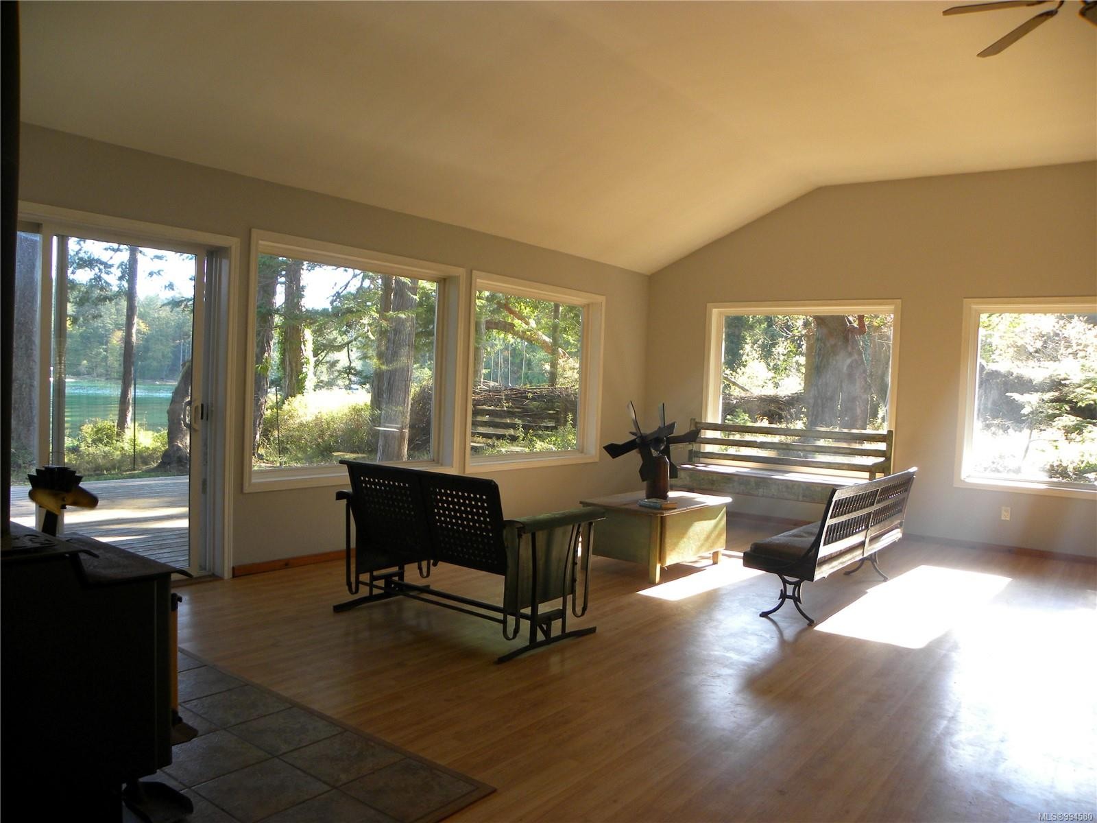 2 Spring Bay Rd, Lasqueti Island, BC