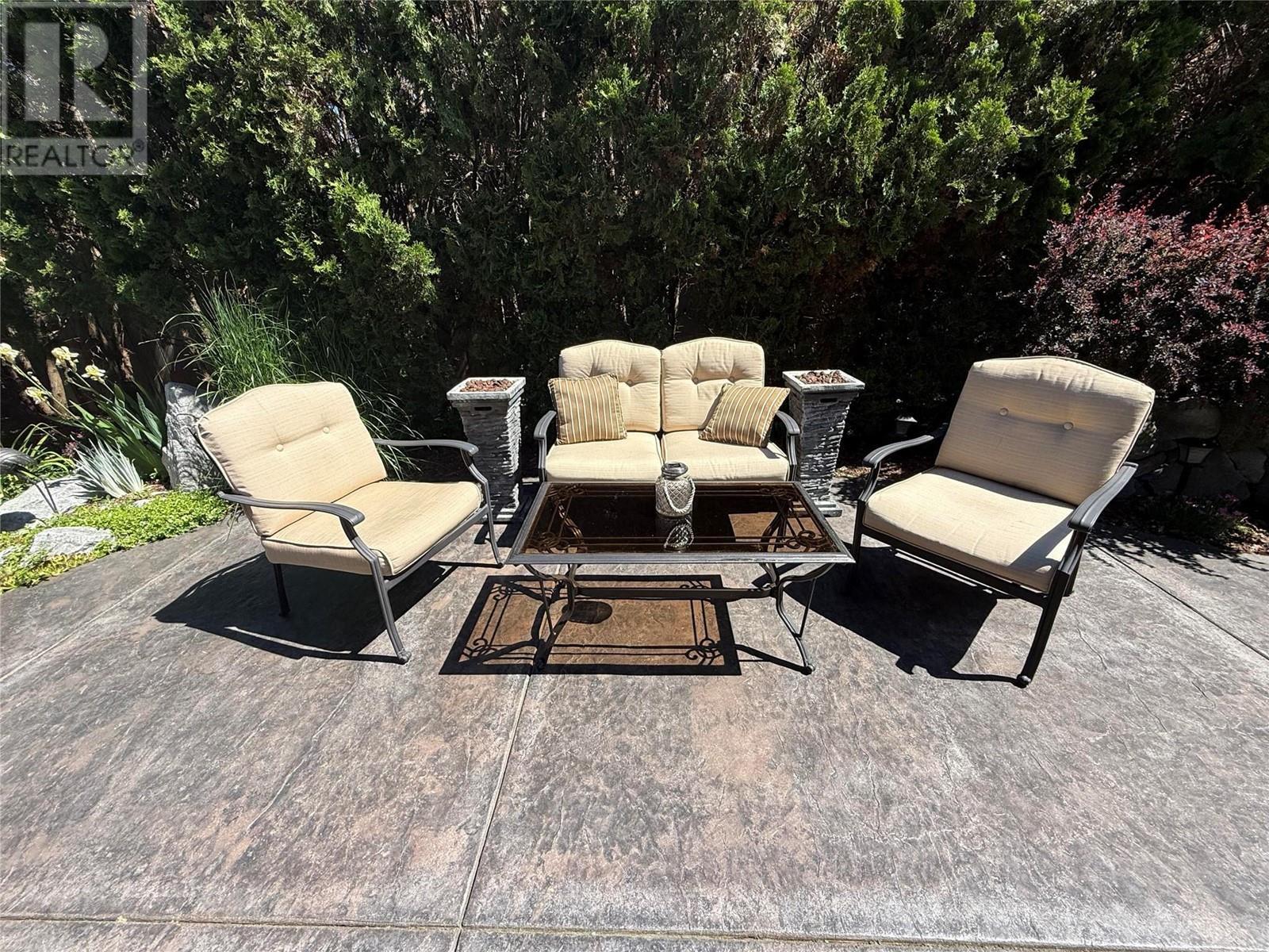 7115 Tronson Road, Vernon, BC - Outdoor With Deck Patio Veranda