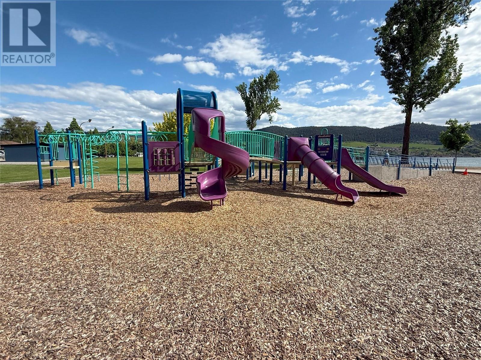 7115 Tronson Road, Vernon, BC - Outdoor