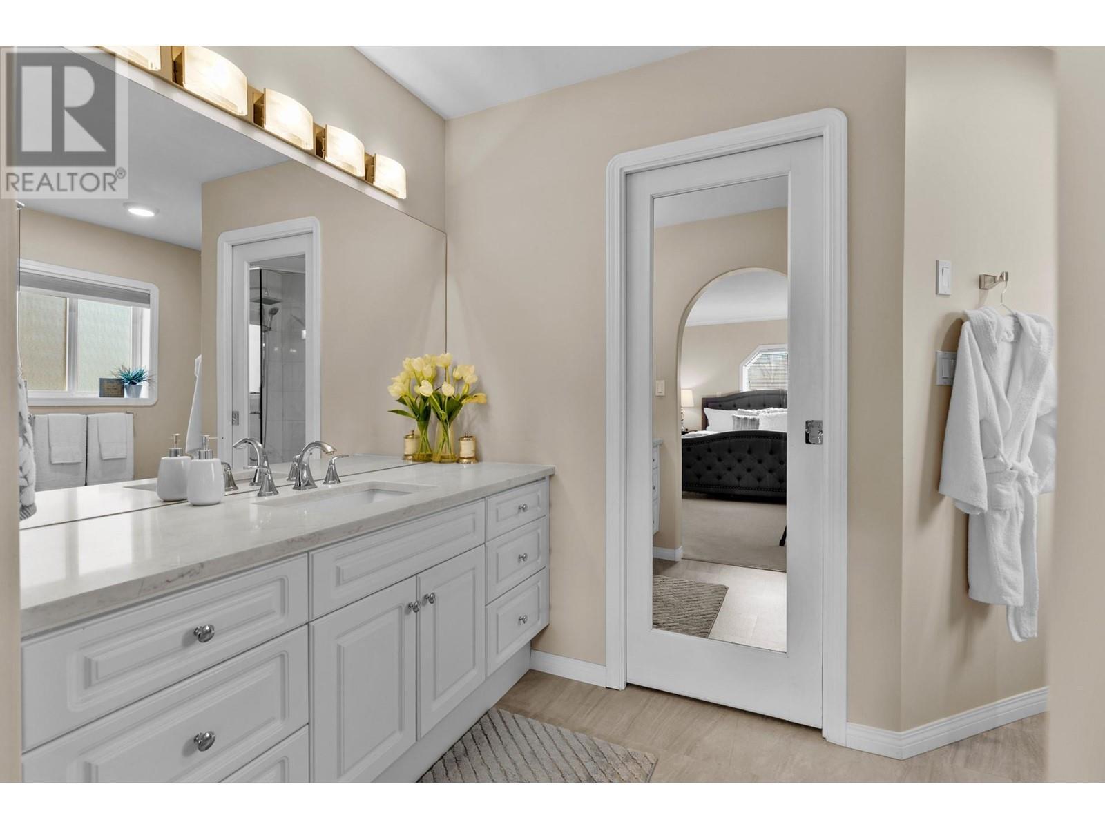 7115 Tronson Road, Vernon, BC - Indoor