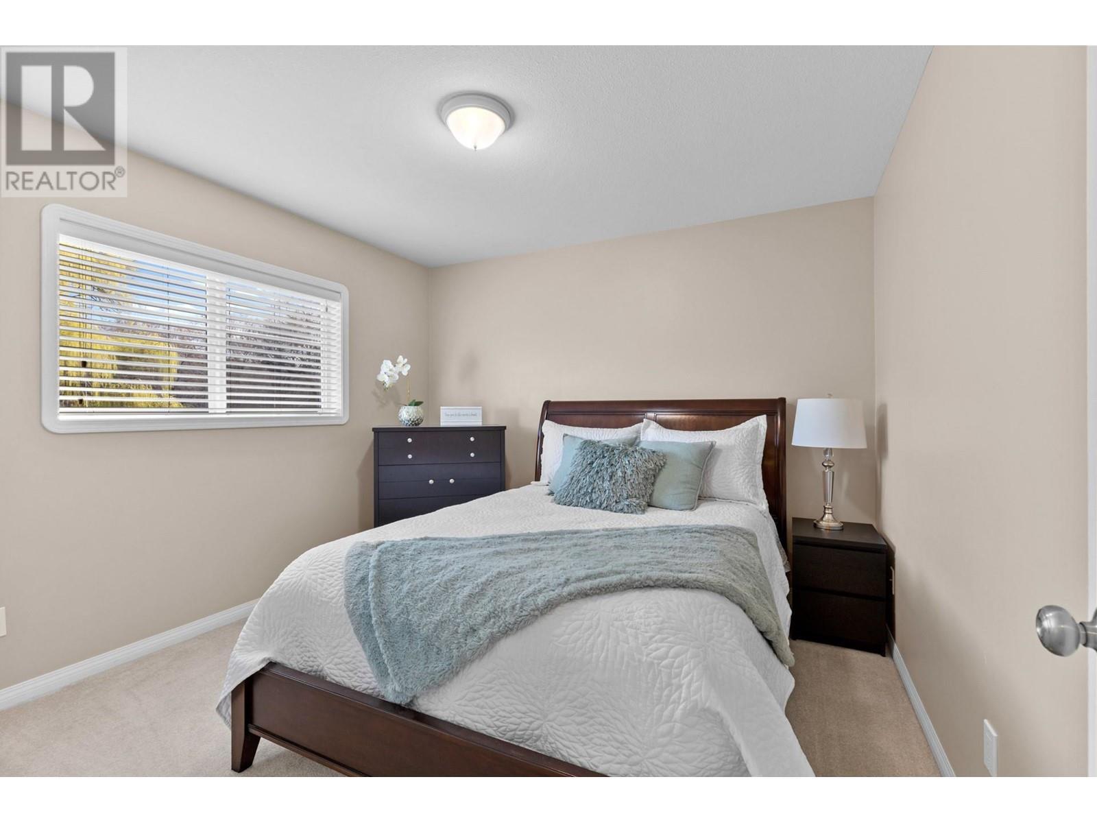 7115 Tronson Road, Vernon, BC - Indoor Photo Showing Bedroom