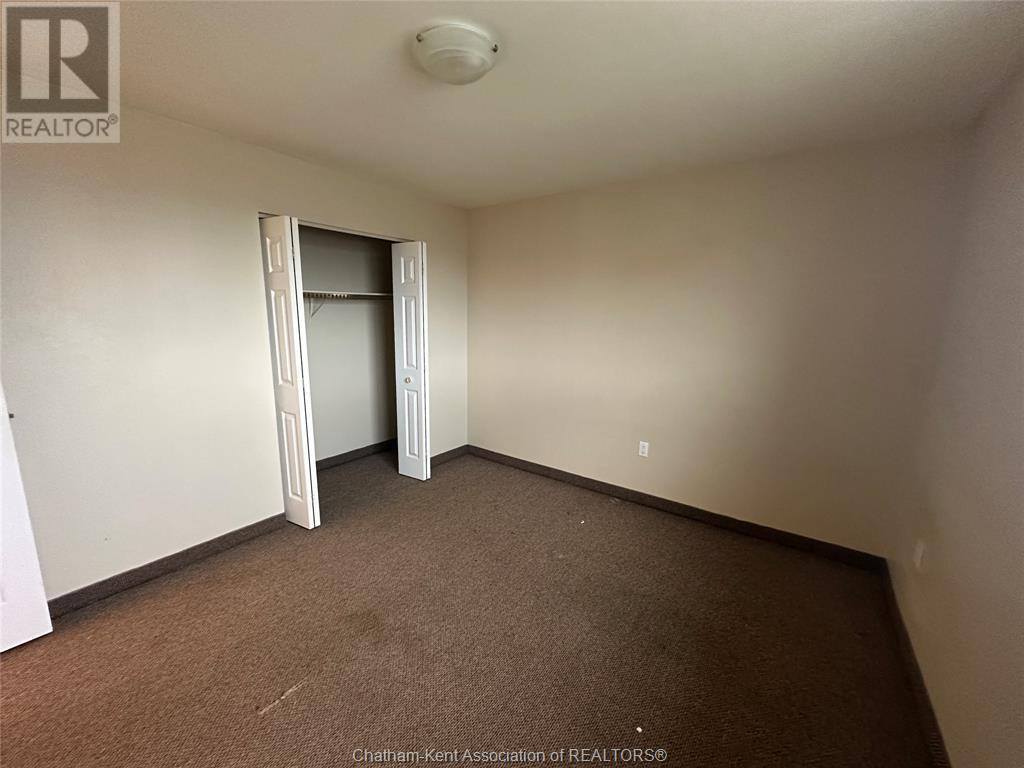 9 Sarah Crescent Unit# 303, Chatham, ON - Indoor Photo Showing Other Room