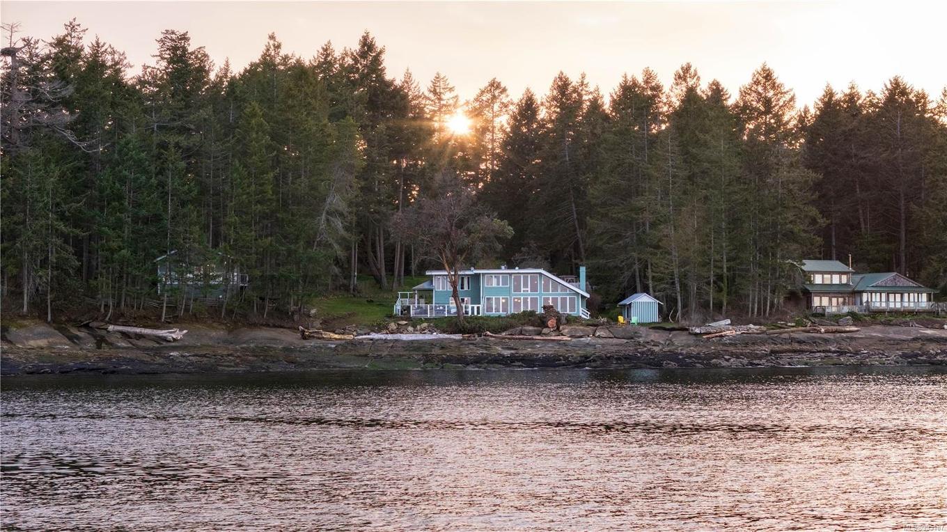 281 Bellhouse Rd, Galiano Island, BC