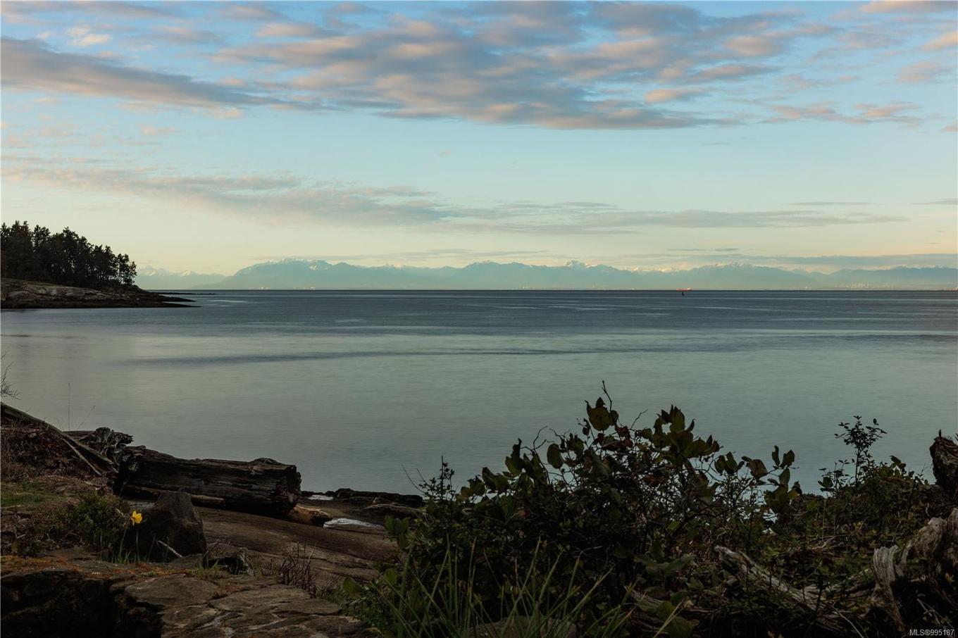 281 Bellhouse Rd, Galiano Island, BC