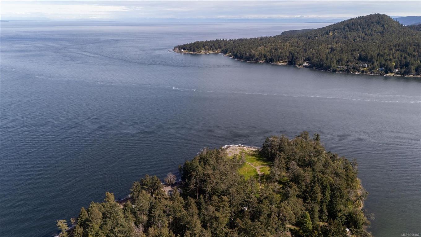 281 Bellhouse Rd, Galiano Island, BC