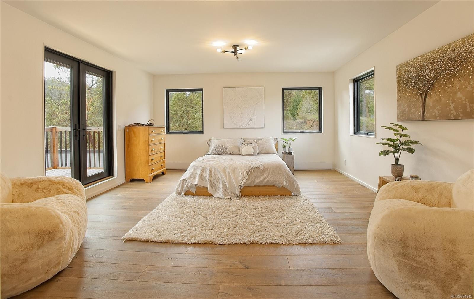 445 Cranberry Rd, Salt Spring, BC