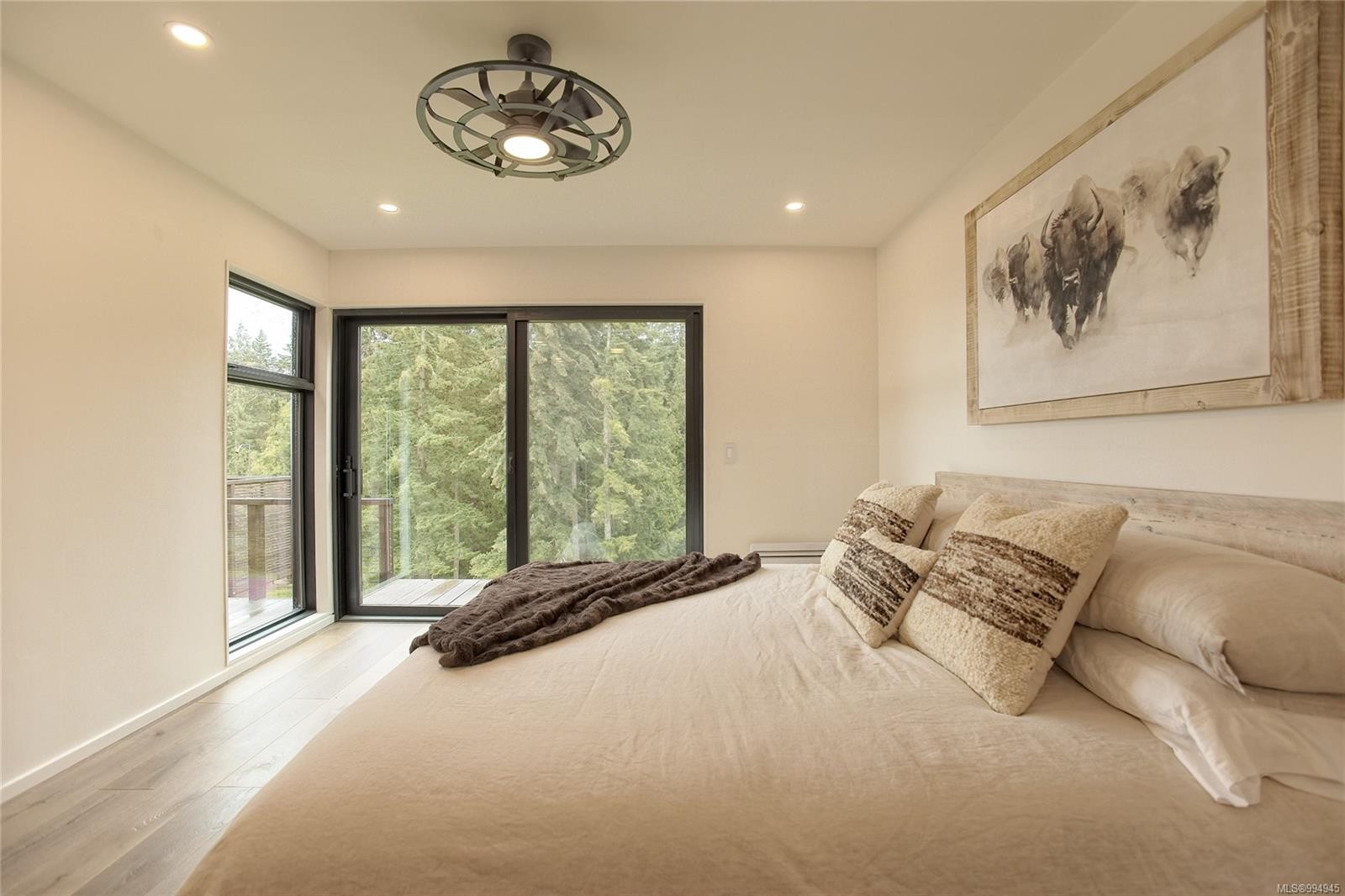 445 Cranberry Rd, Salt Spring, BC