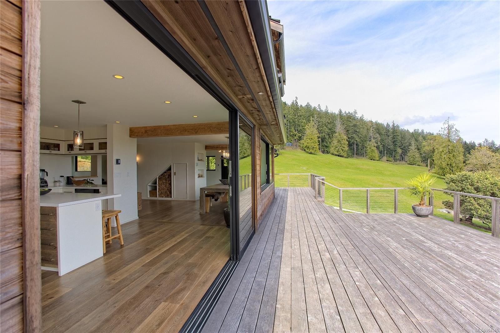 445 Cranberry Rd, Salt Spring, BC